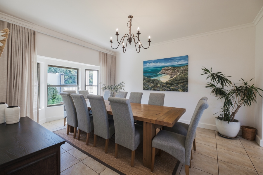 6 Bedroom Property for Sale in Belvedere Western Cape